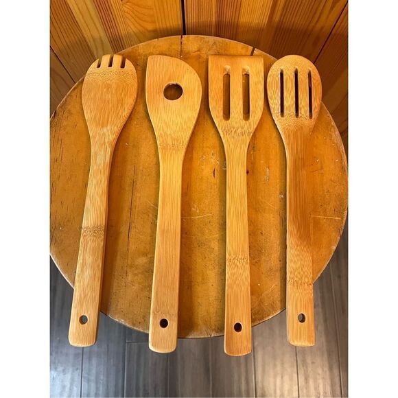 Nightmare Before Christmas Bamboo Utensil Set Of 4 Kitchen Supplies - Picture 2 of 2